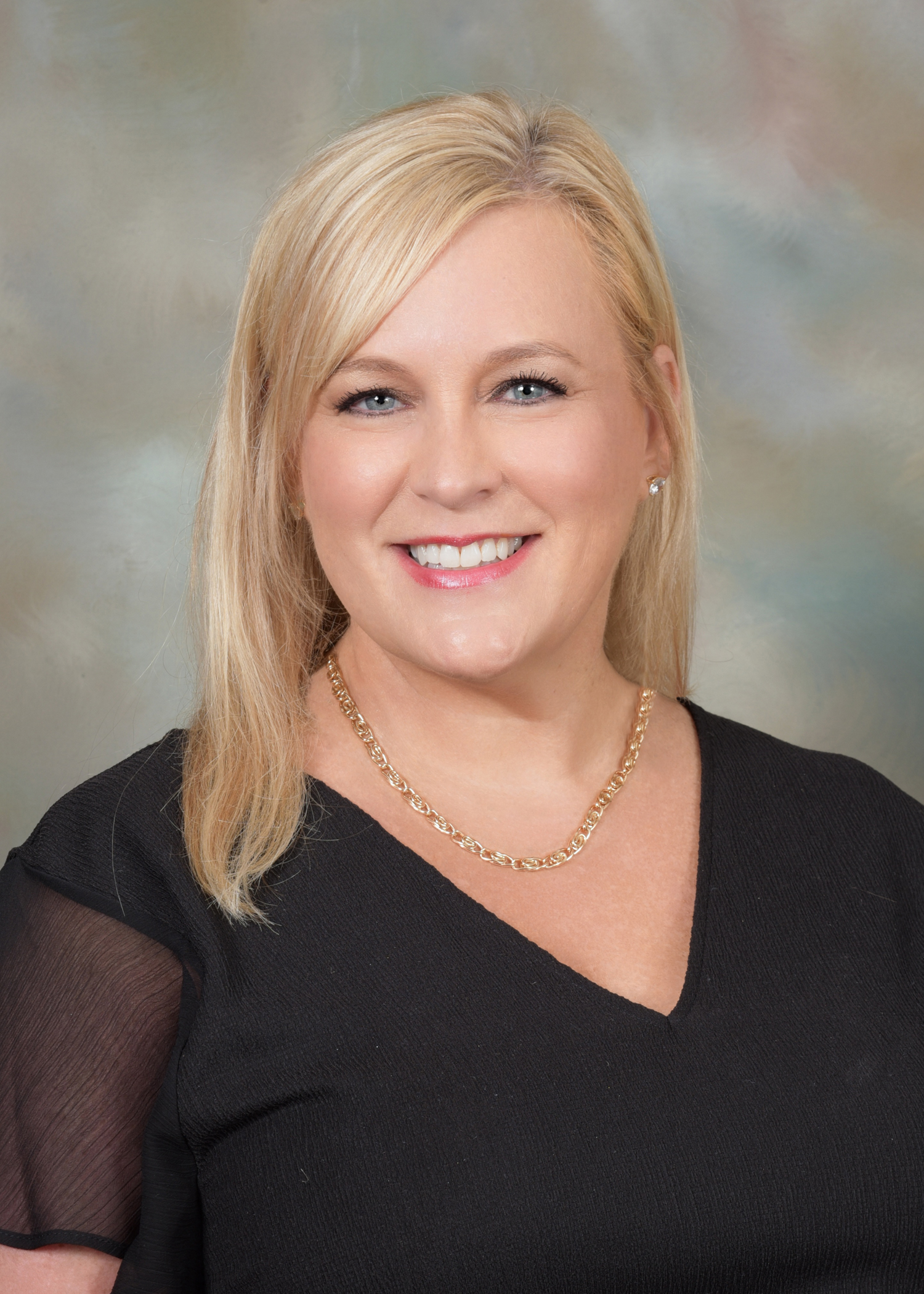 Remy Thomason Headshot